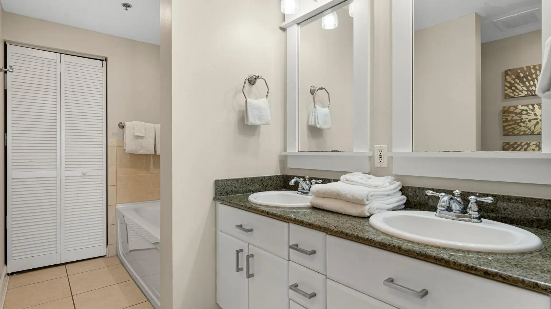 Grand Panama Beach Resort - The Grand 704 Panama City Beach United States